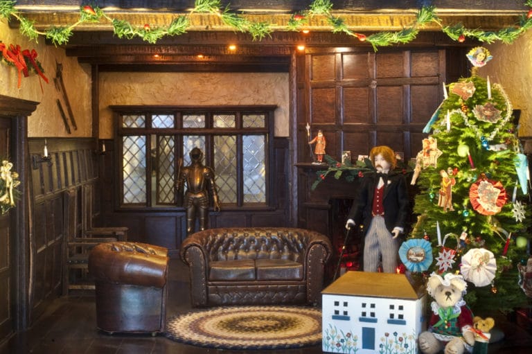 Alderley Manor An Edwardian Christmas Miniature Museum