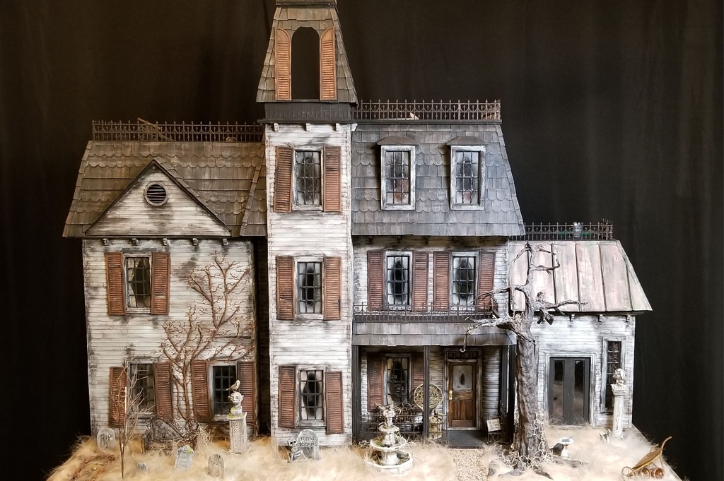 Addams family store dollhouse